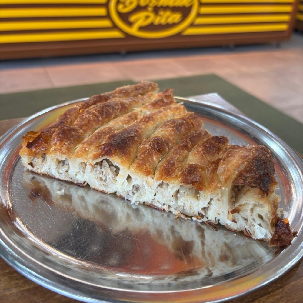 Közde Kıymalı Boşnak Böreği