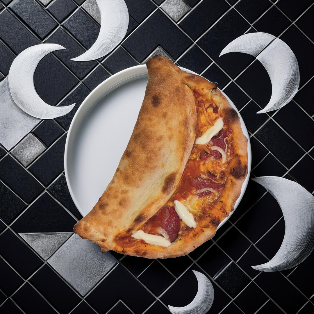 Half Moon Pizza