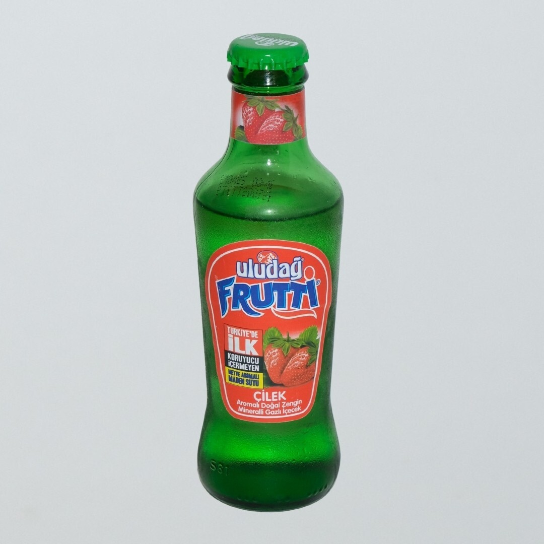 Uludağ Frutti Çilekli Soda