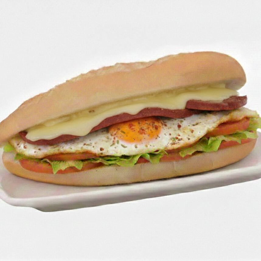 Yumurtalı Sucuklu Kaşarlı Bomba