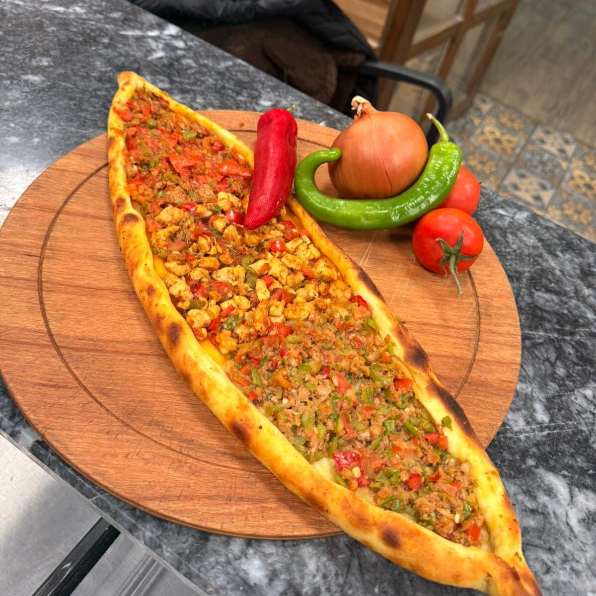 Karışık Pide 2
