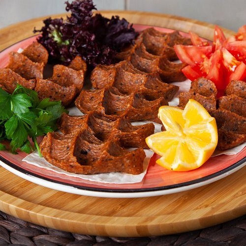 Çiğ Köfte (750 gr.) + 2 adet 170 ml Ayran (Fırtsat ürünümüz)