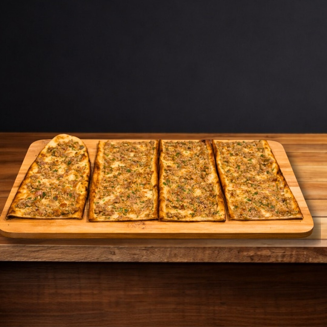 Kıymalı Pide