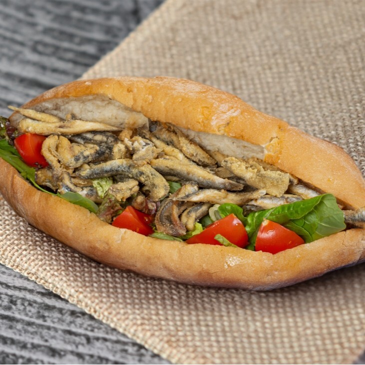 Ekmek Arası Hamsi