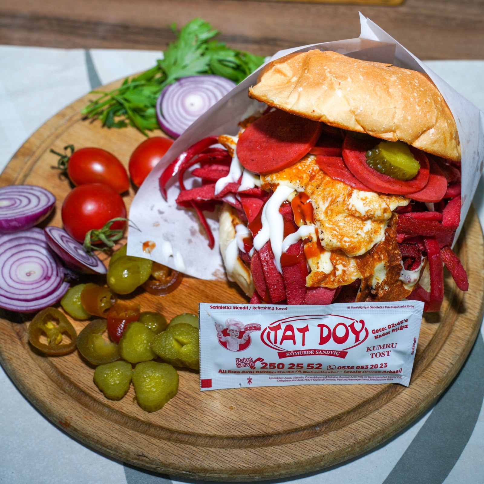 Yumurtalı Full Karışık Sandviç