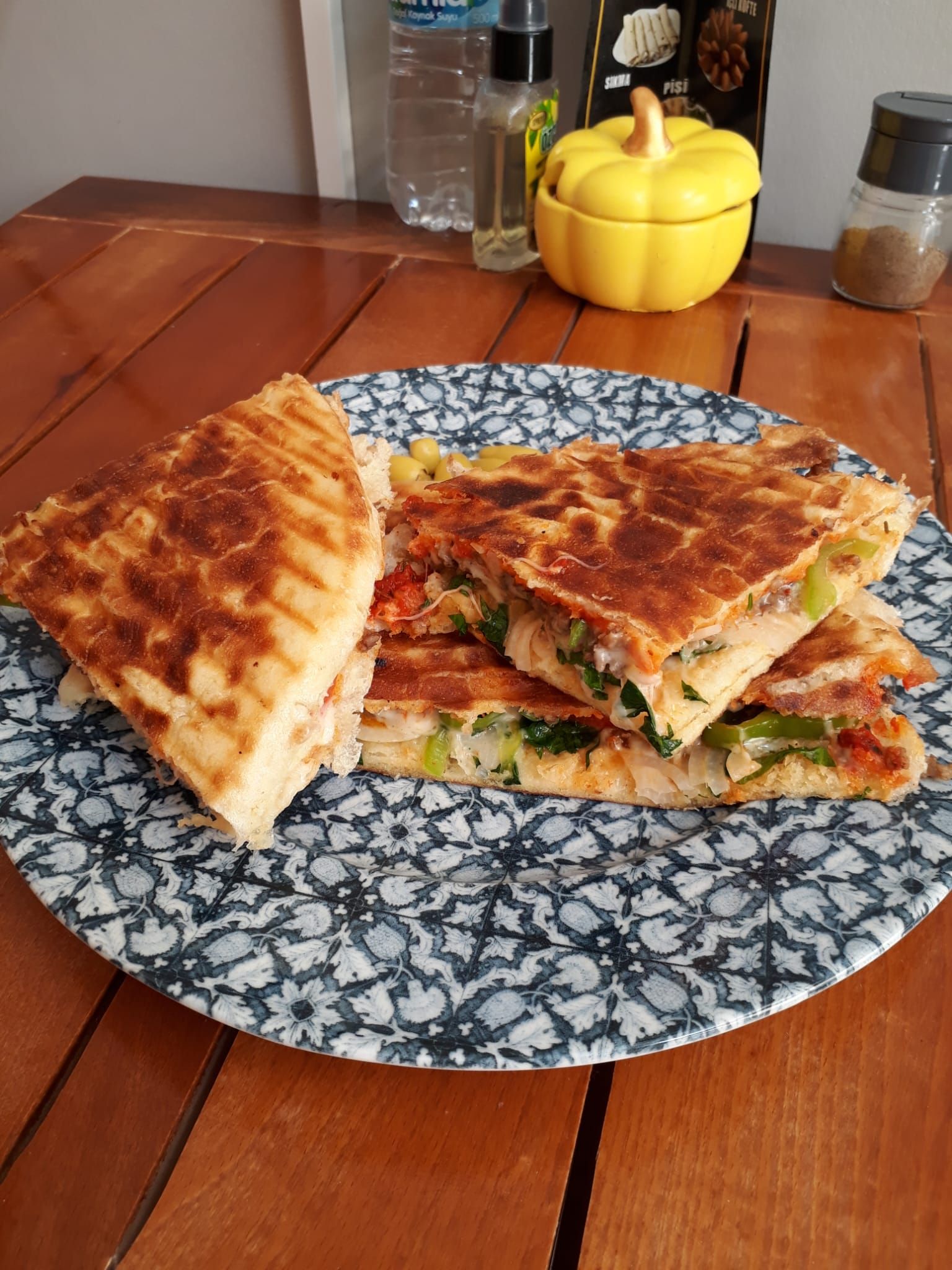 Karışık Bazlama Tost