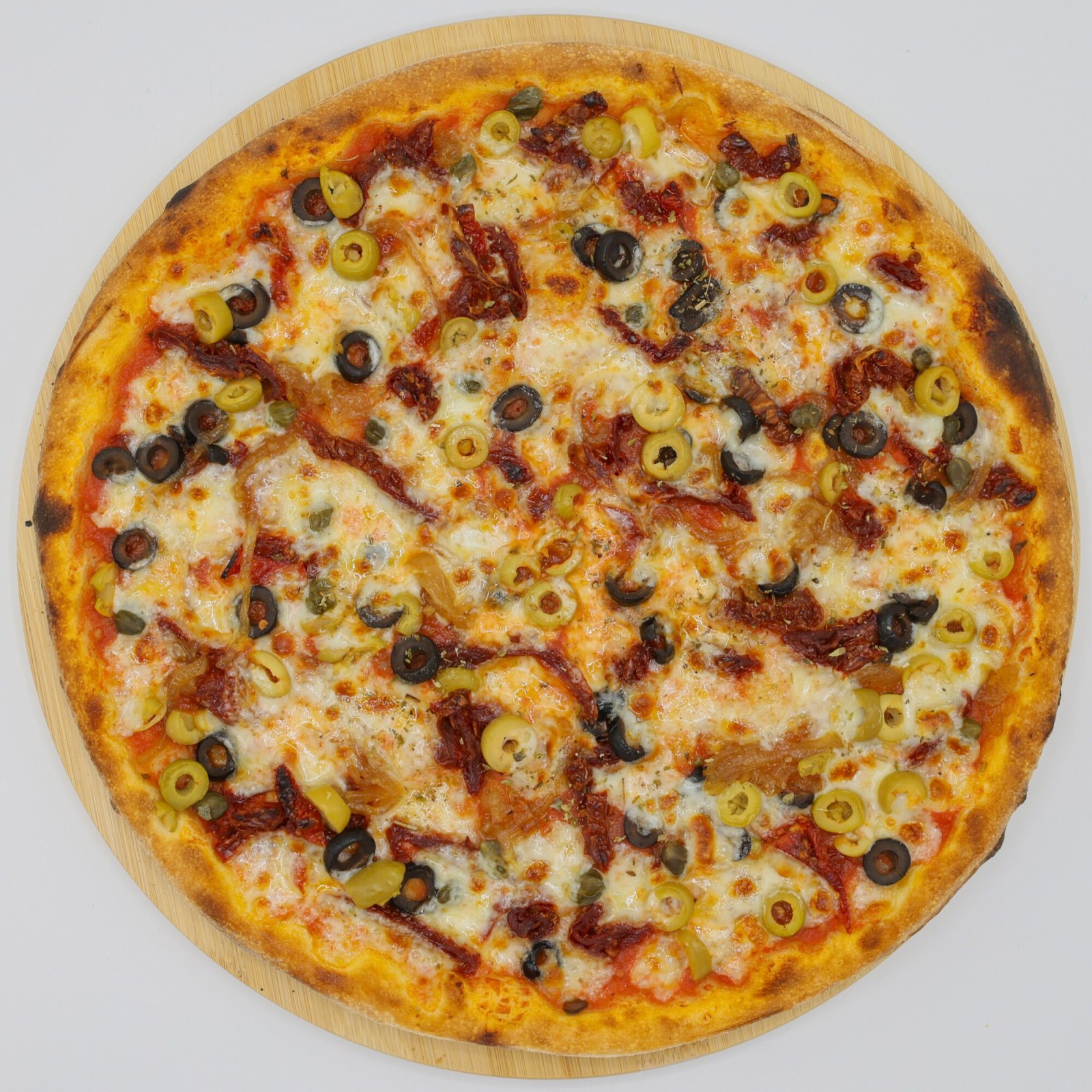 Pomodoro Pizza (32 cm.)+Coca Cola 330 ml