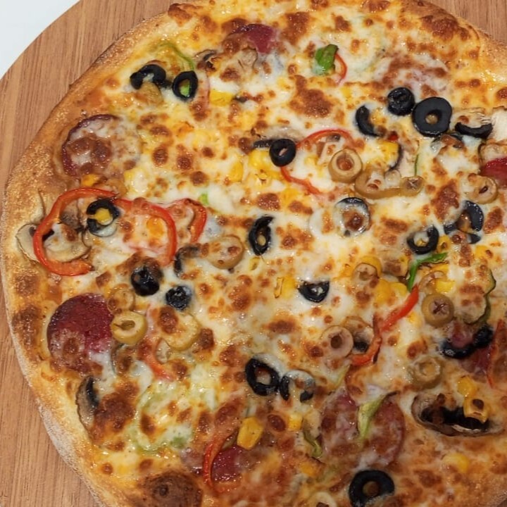 By Pizza (Büyük)