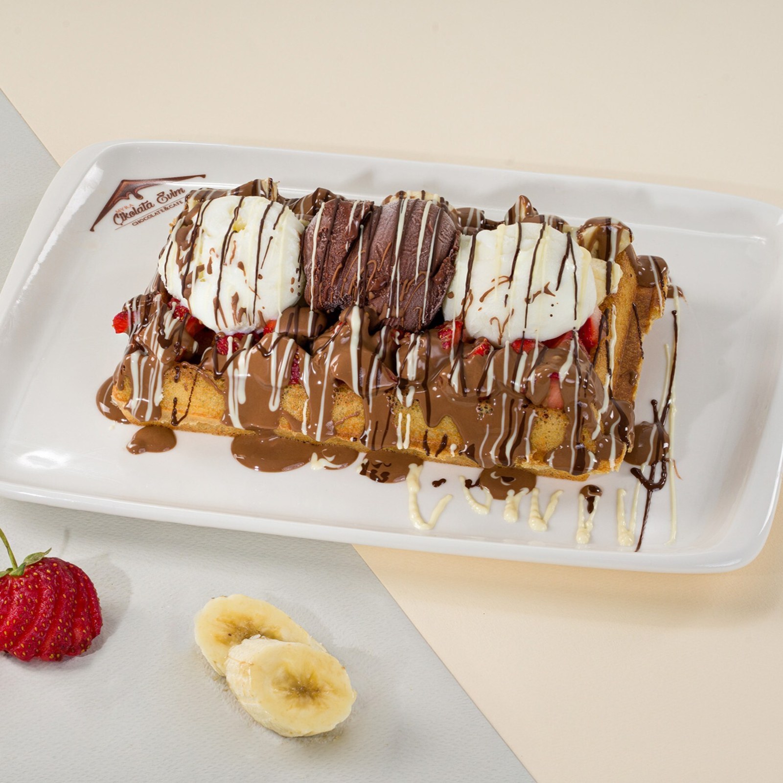 Waffle Dondurma (Büyük Boy)
