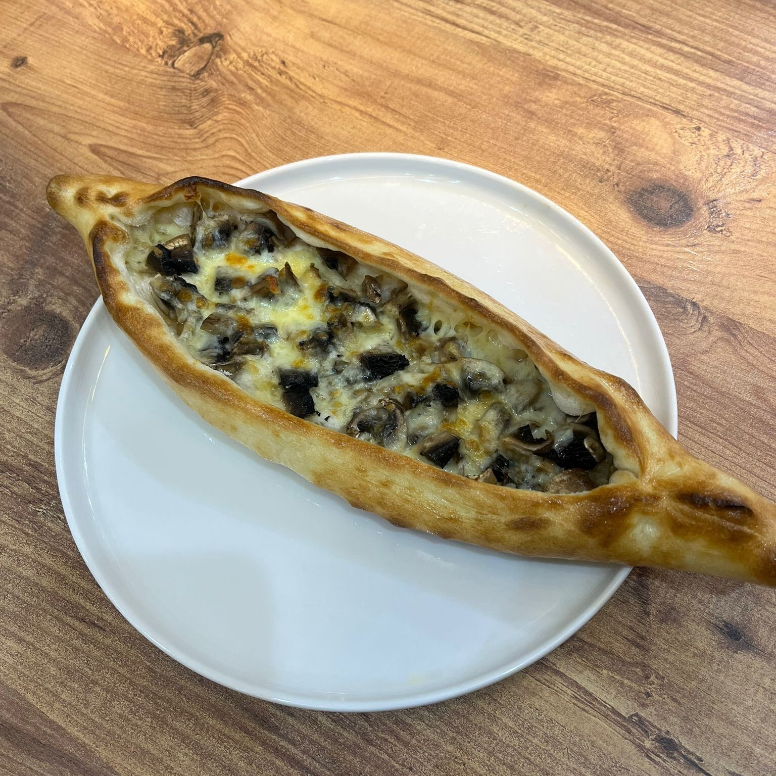 Mantarlı Kaşarlı Cantık