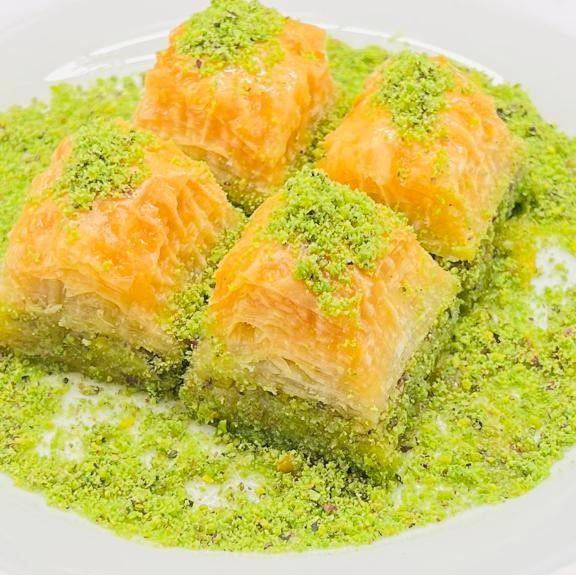 Fıstıklı Kuru Baklava (1 Kg)