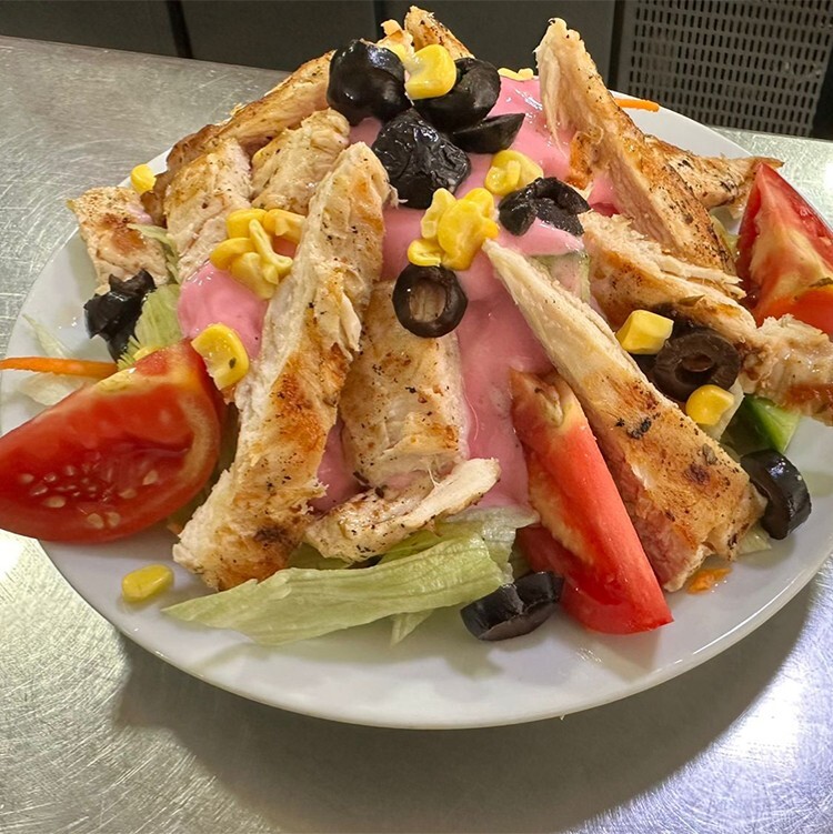 Tavuklı Sezar Salatası