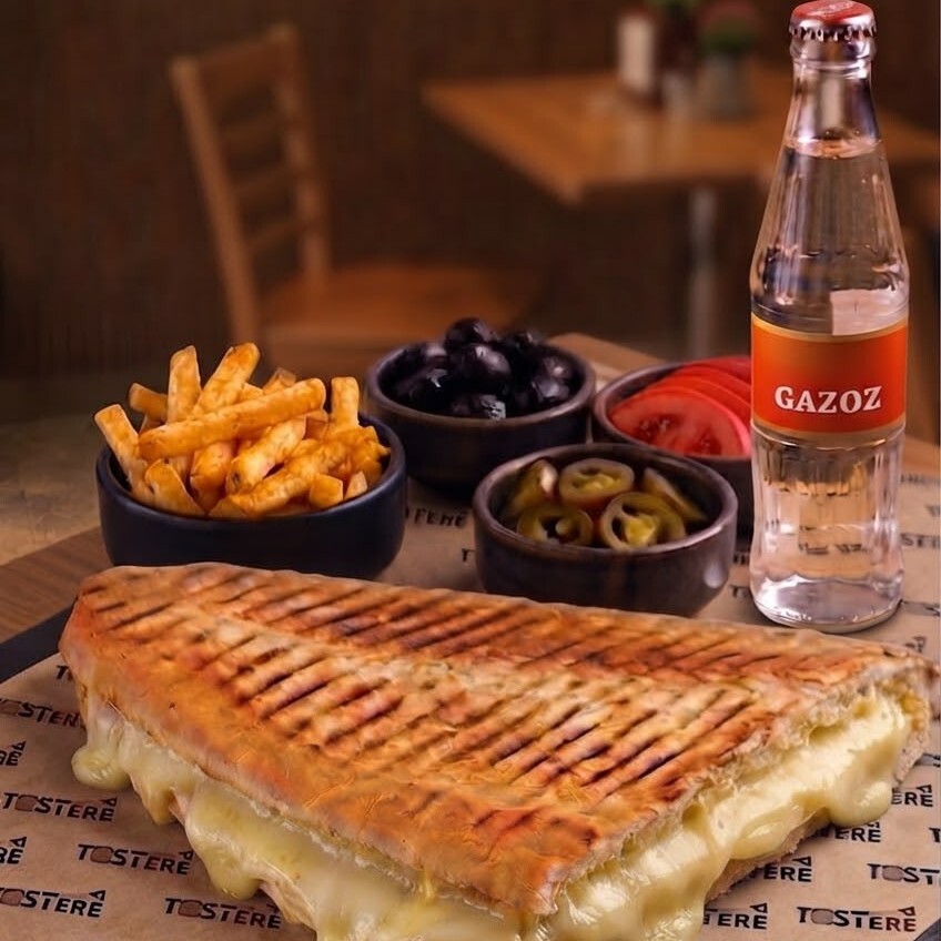 Kaşarlı Tost Menü