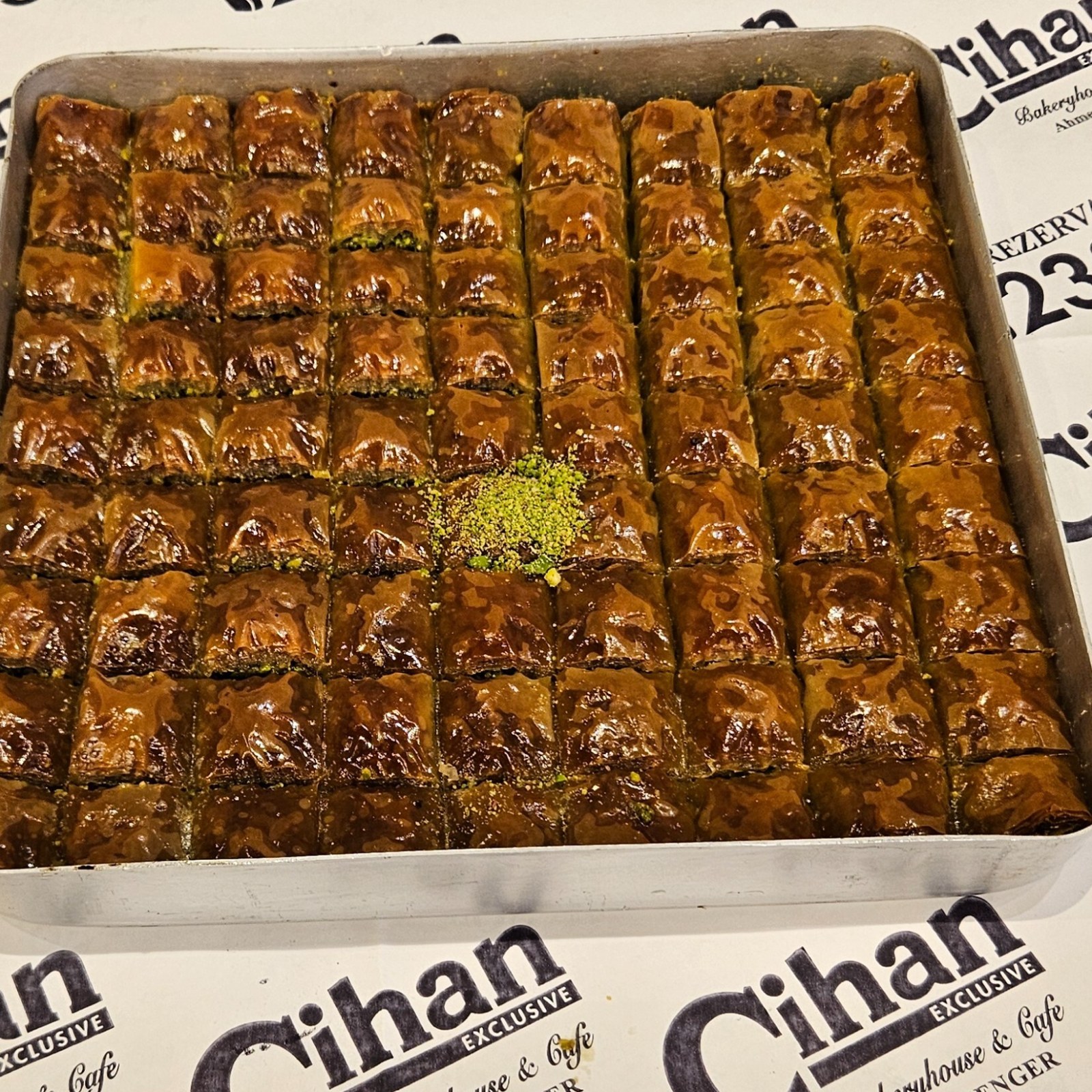 ÖZEL DÜRÜM BAKLAVA (FISTIKLI)