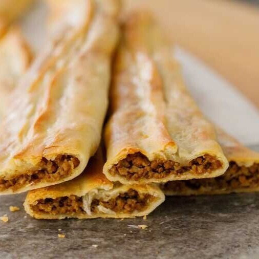 Bafra peynirli pide