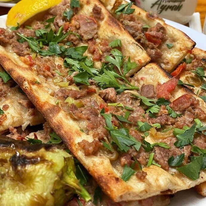3 Cıvıklı Pide