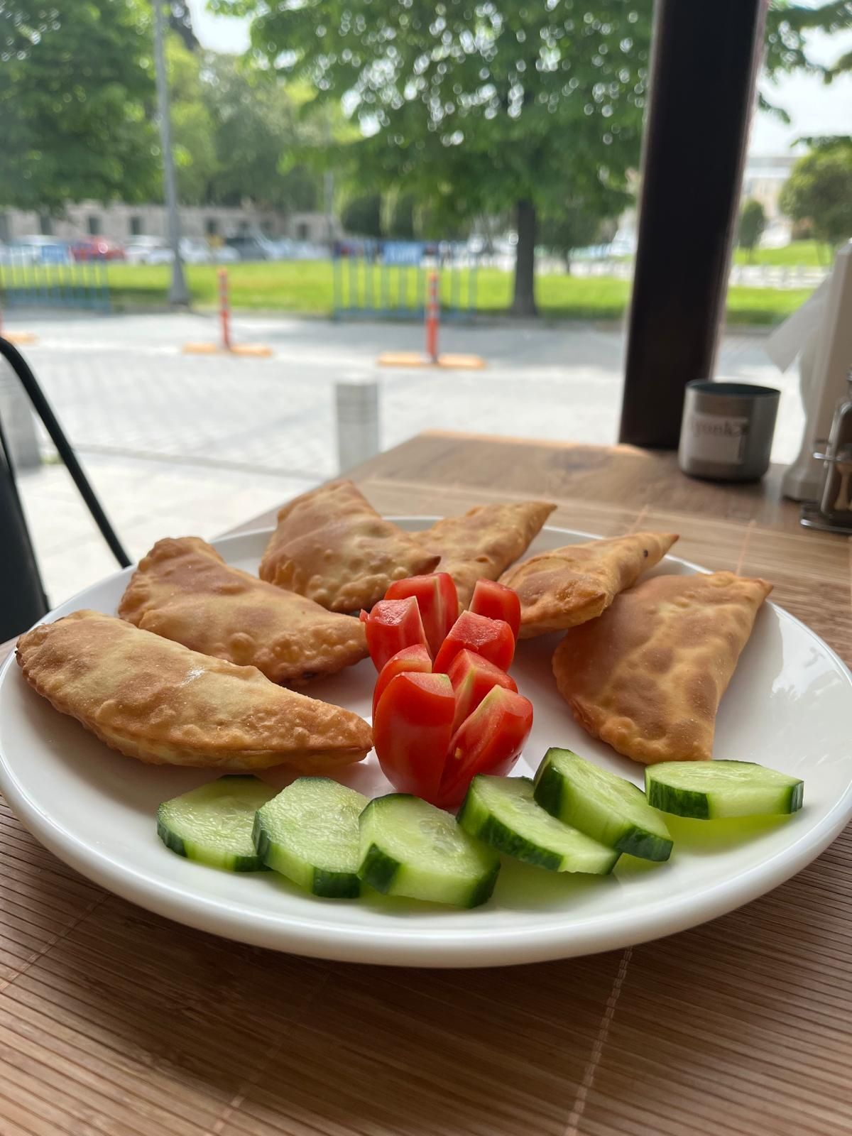 Patatesli Mini Çiğ Börek