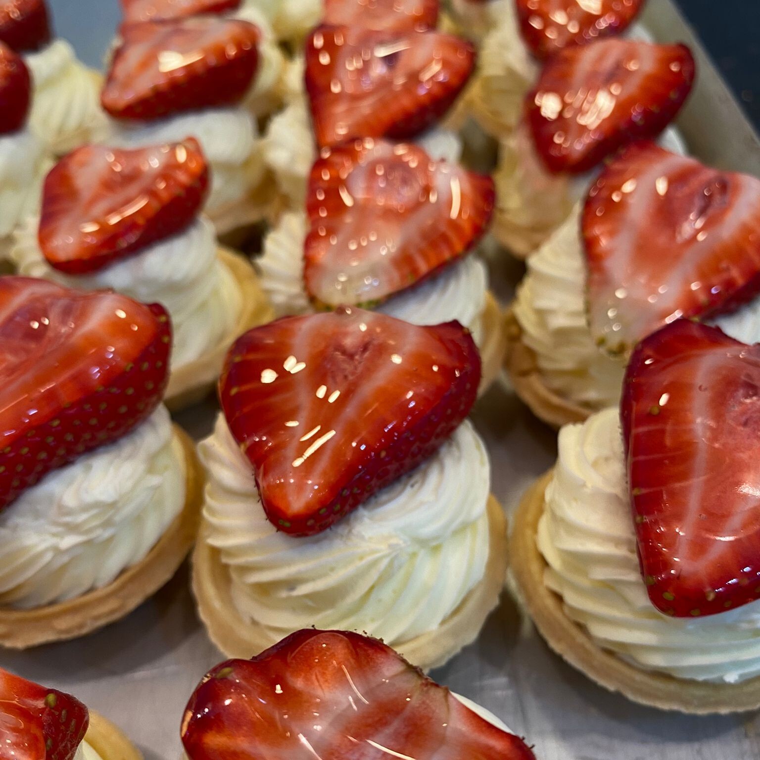 Çilekli Tartölet