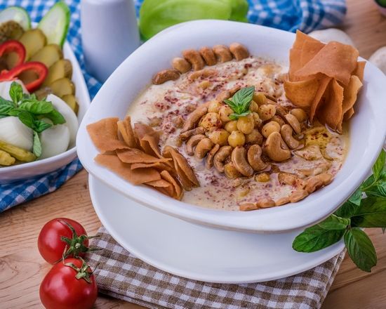 Kuruyemişli Tereyağlı Fatteh