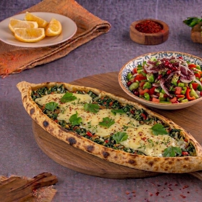 Ispanaklı Kaşarlı Pide