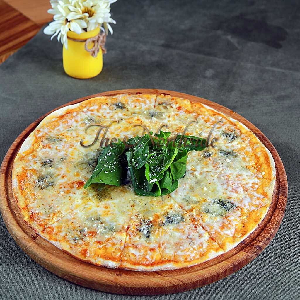 Üç Peynirli Pizza Menü Orta Boy