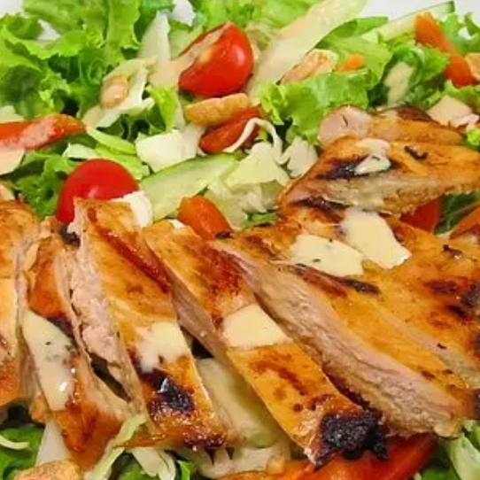 Tavuklu Salata