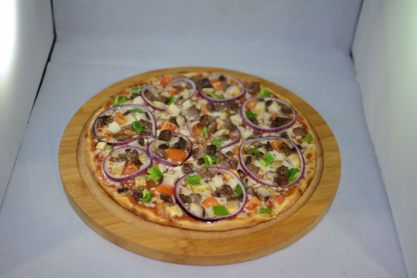 Kavurmalı Toscana Pizza (4 Kişilik)