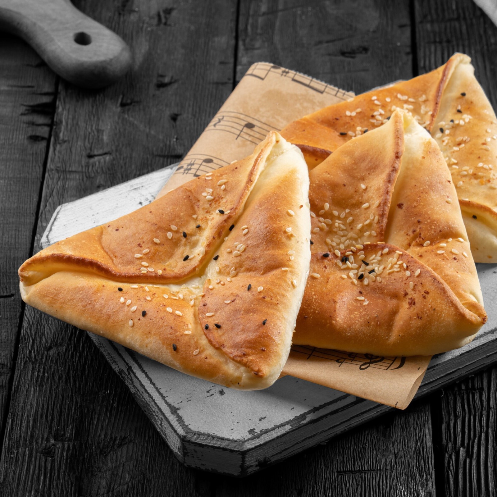Üçgen Beyaz Peynirli Pide