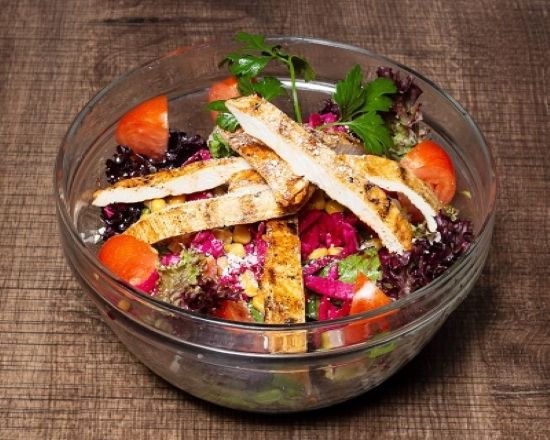 Izgara Tavuk Salata