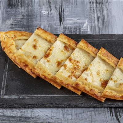 Kaşarlı Pide