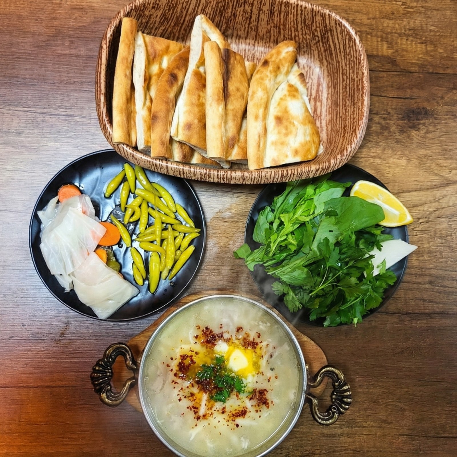 Tavuk Suyu Çorbası
