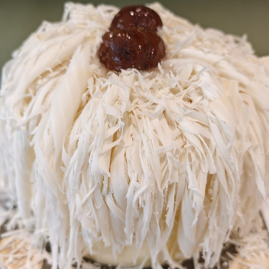 Kestane Saçak Beyaz Çikolatalı Yaş Pasta 0