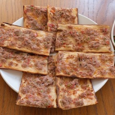 Kuşbaşılı Bıçak Arası Pide