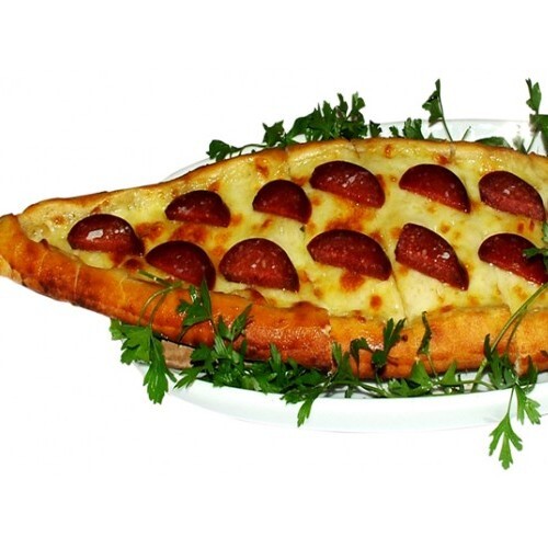 Sucuklu Kaşarlı Pide