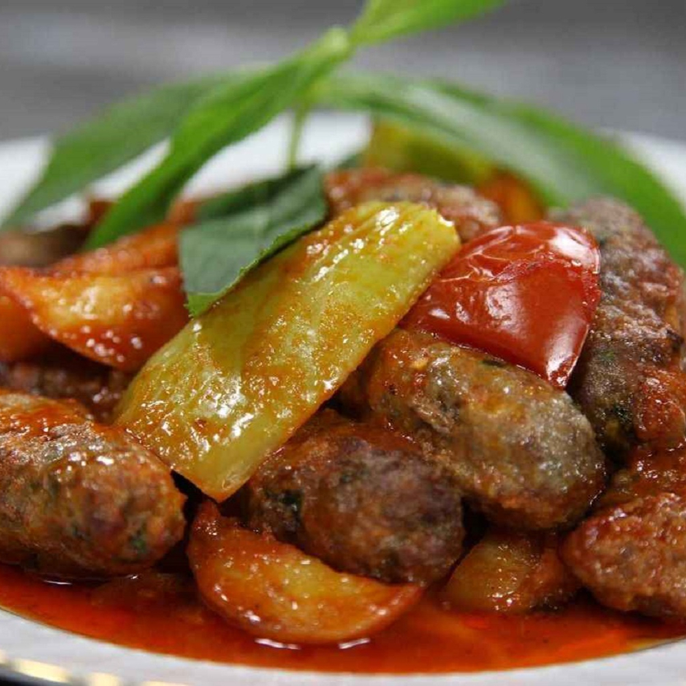 Salçalı Köfte