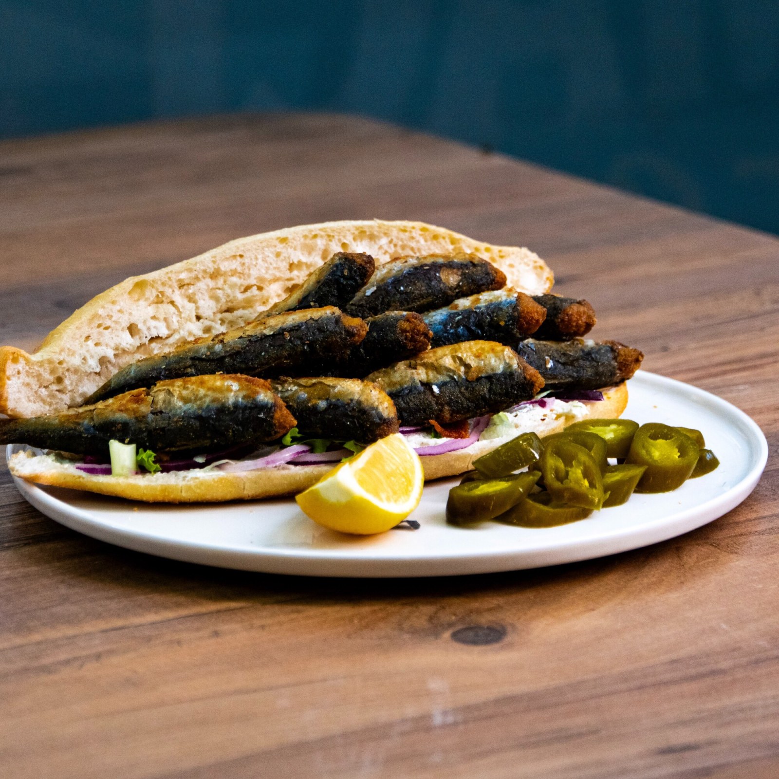 Yarım Ekmek Arası Hamsi