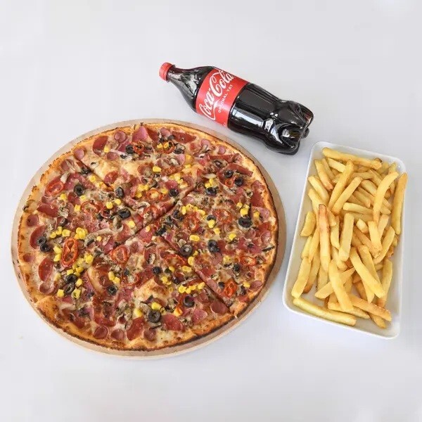 Karışık Pizza (Aile Boyu) Menü