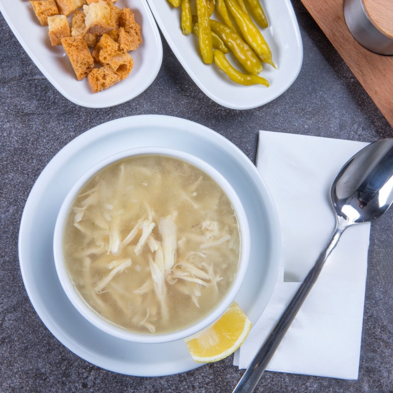 Tavuk Suyu Çorba