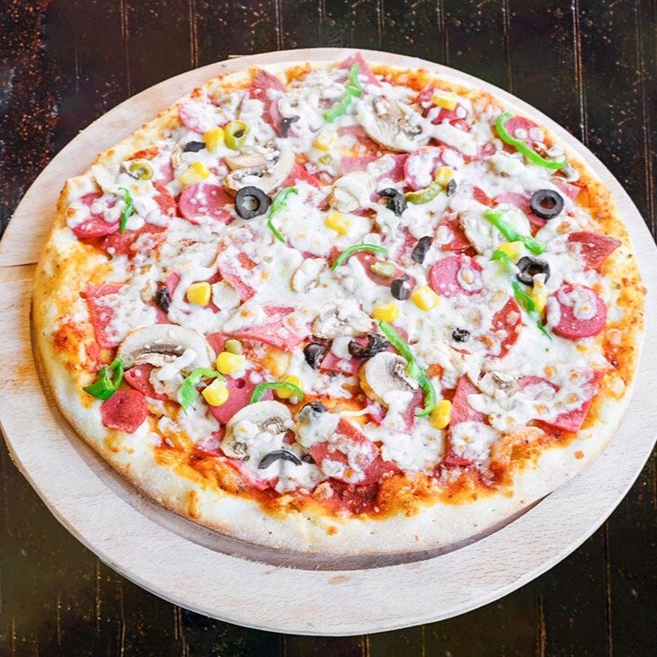 Akdeniz Pizza