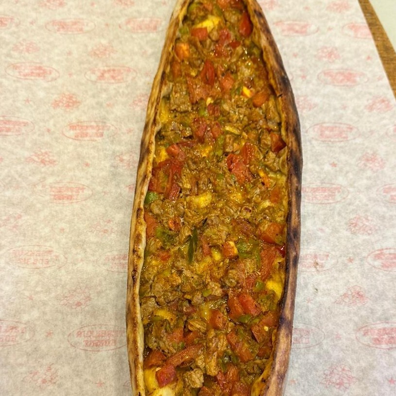Kuşbaşılı Pide