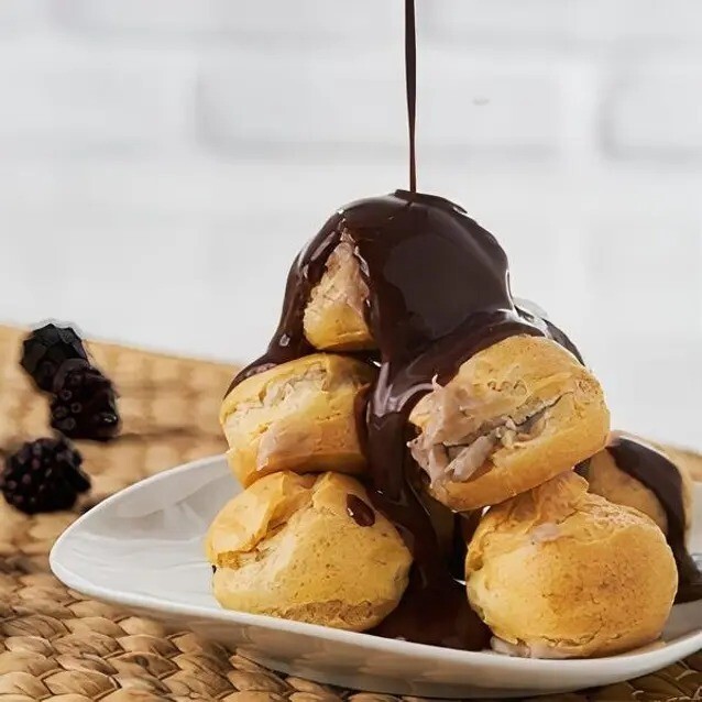 Böğürtlenli Profiterol (500 gr.)