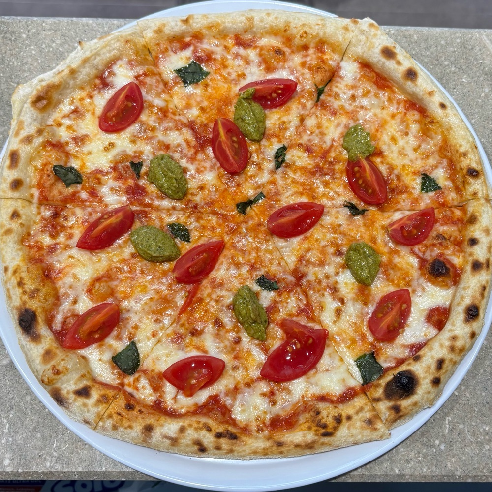 Pesto Pomodorini Pizza