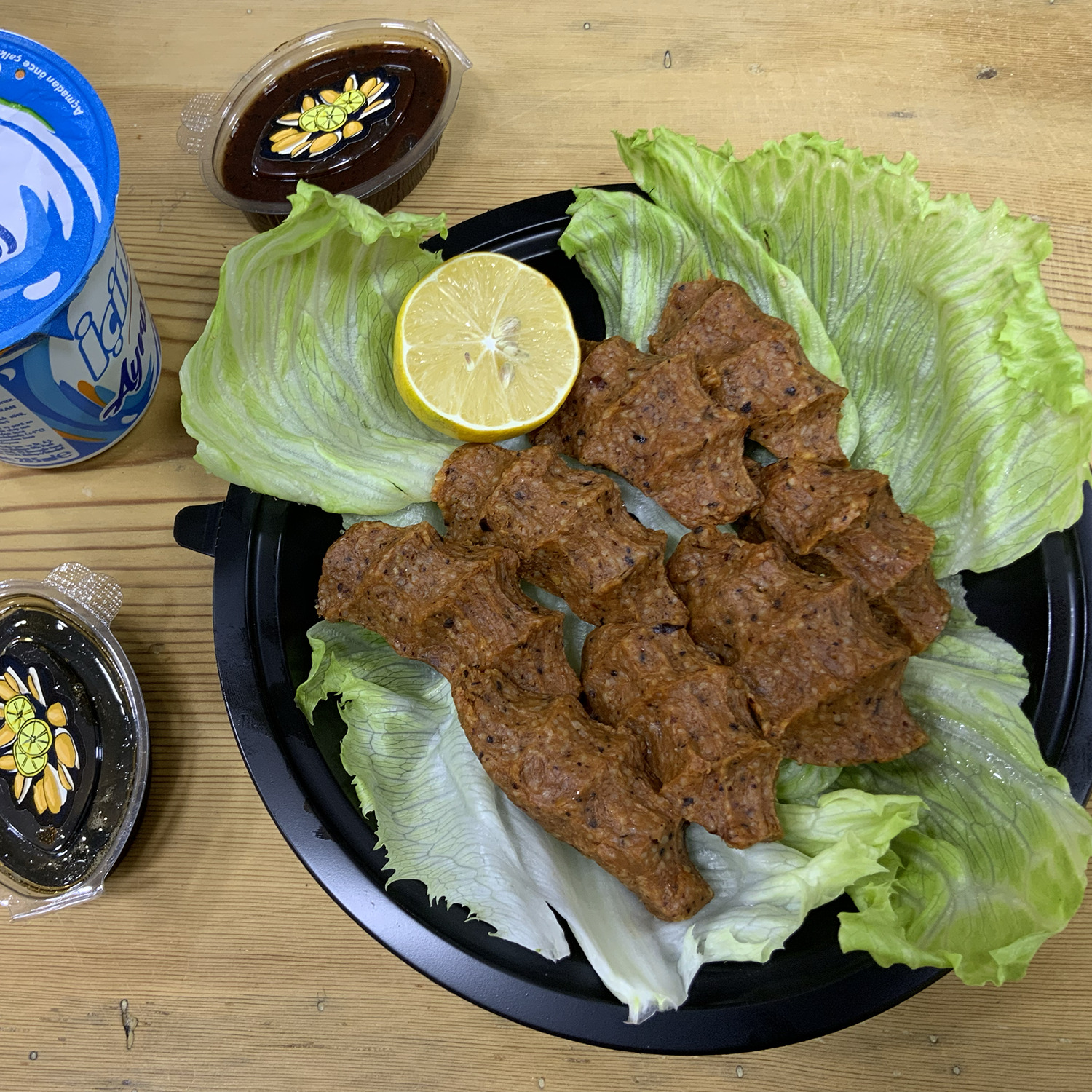 Çiğ Köfte 1 kg. Kilo + Salata