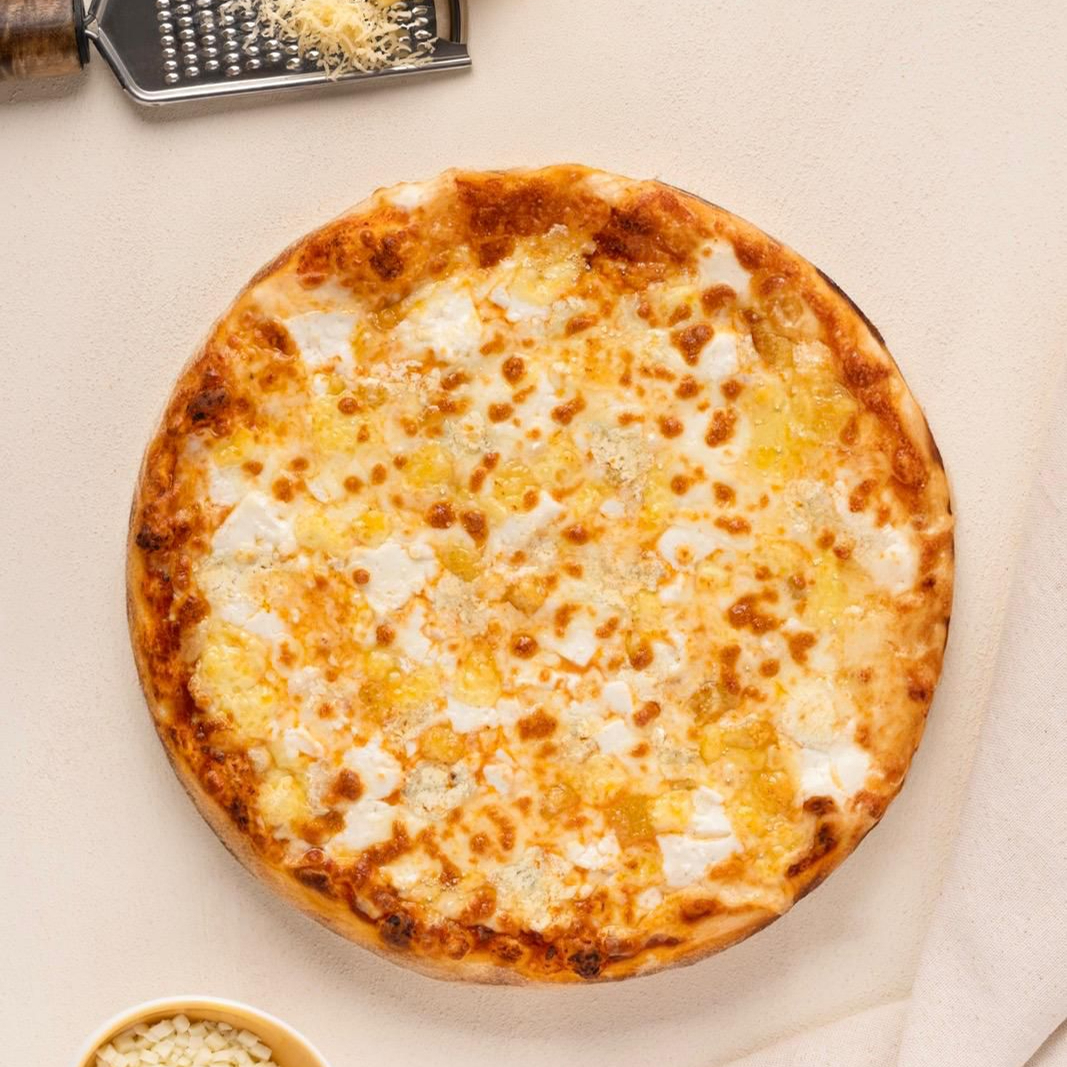 Pizza Quattro Formaggi (Büyük Boy)