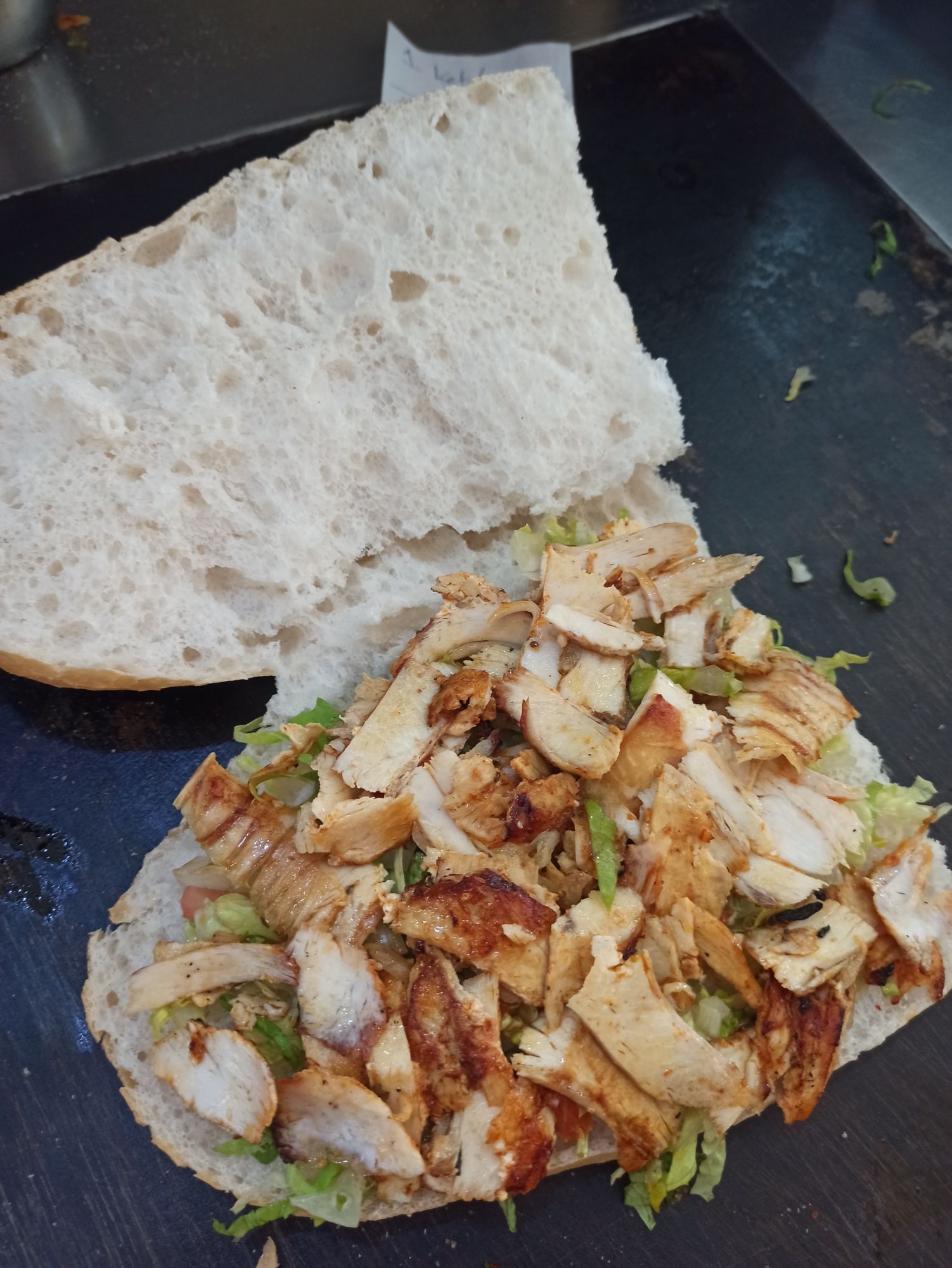 Somun Ekmek Tavuk Döner