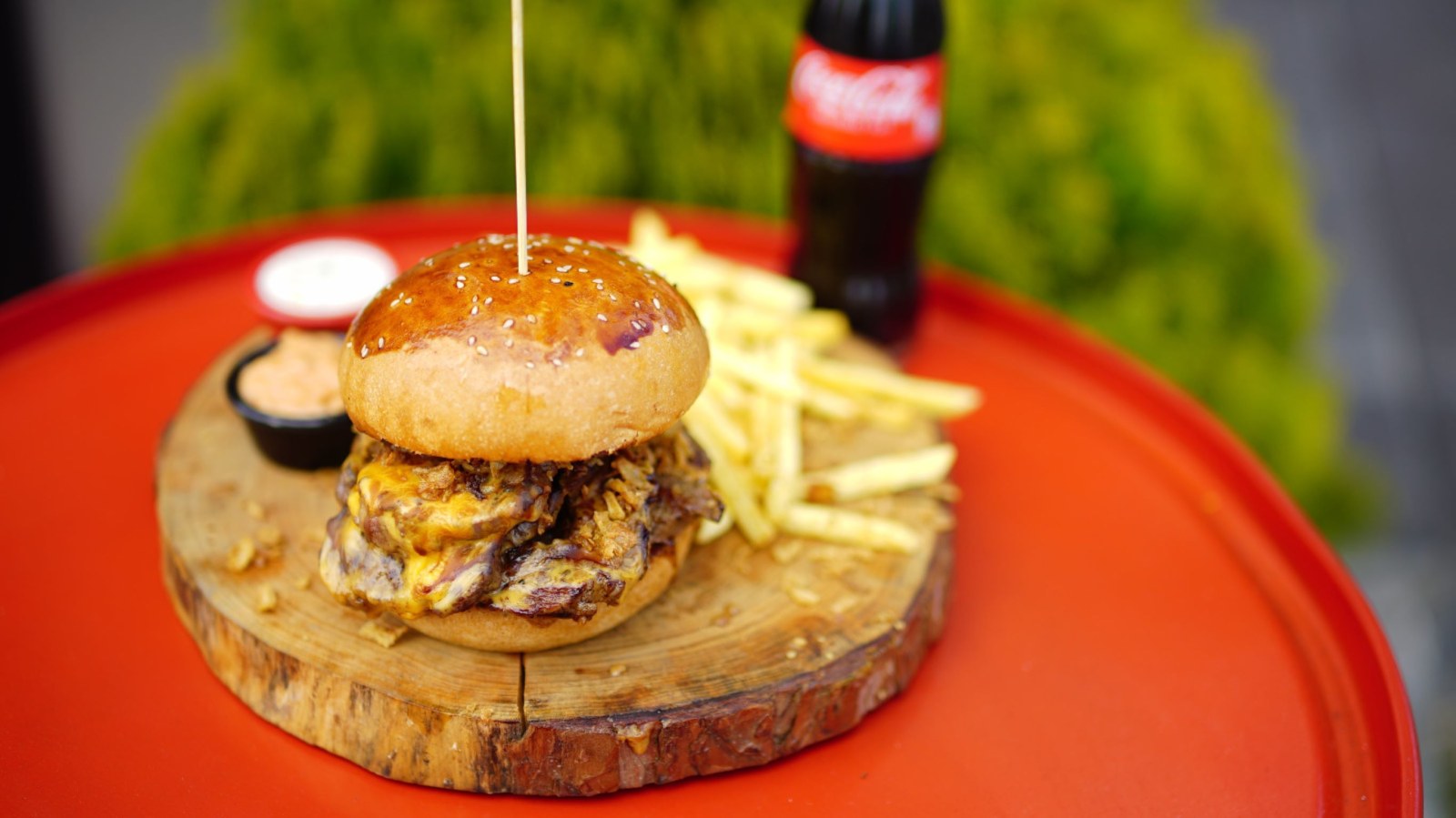 MYSTIQ Burger