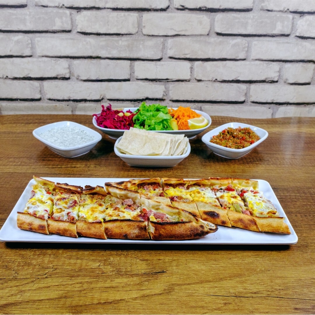 Karışık Pide