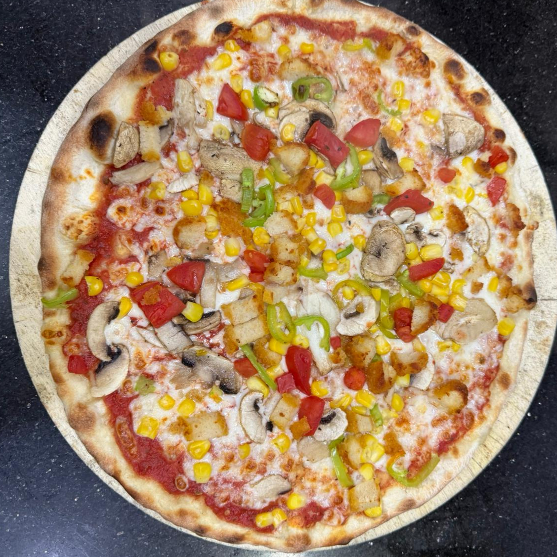 Tavuklu Pizza (Orta)