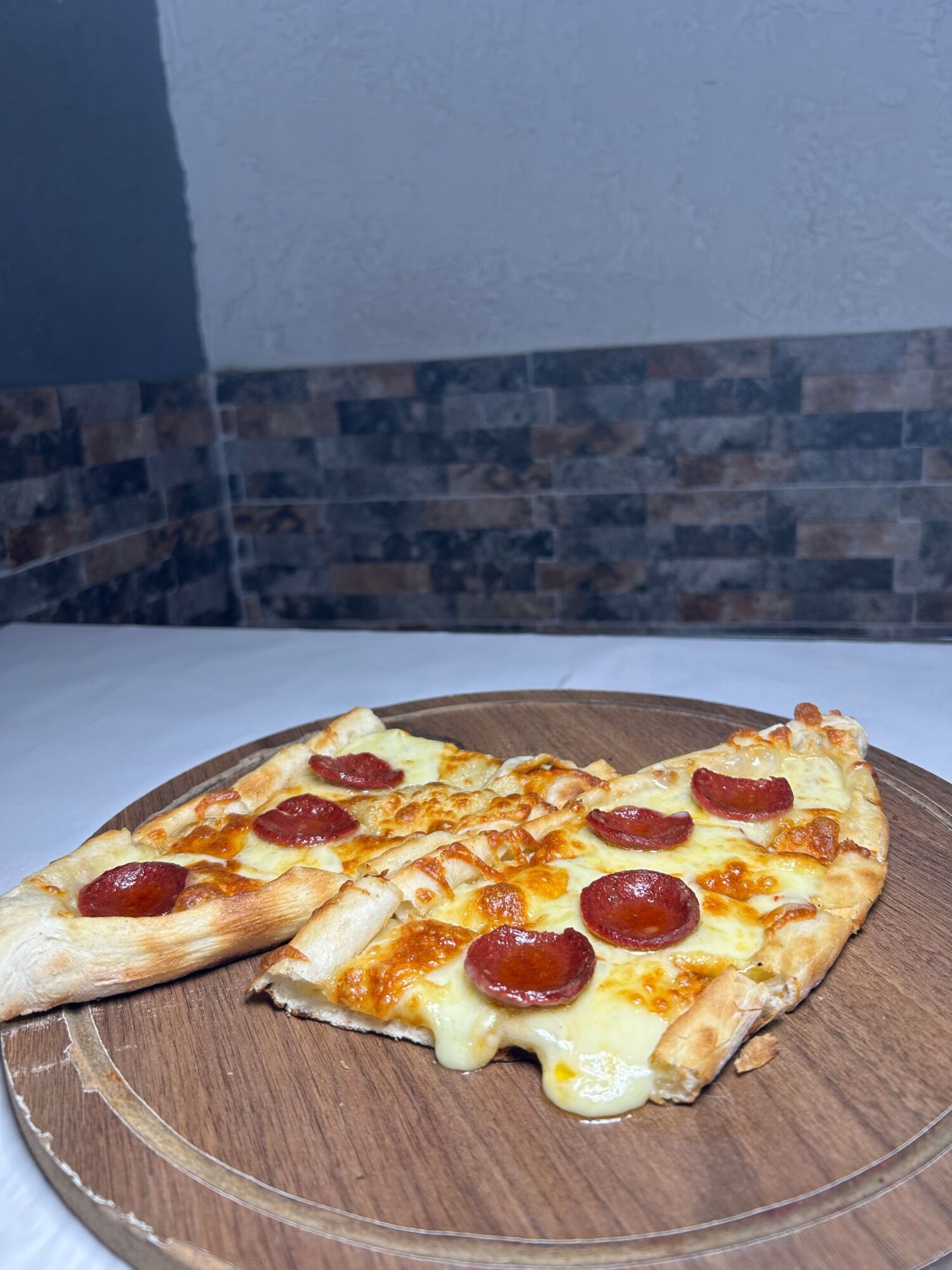 Sucuklu Kaşarlı Pide