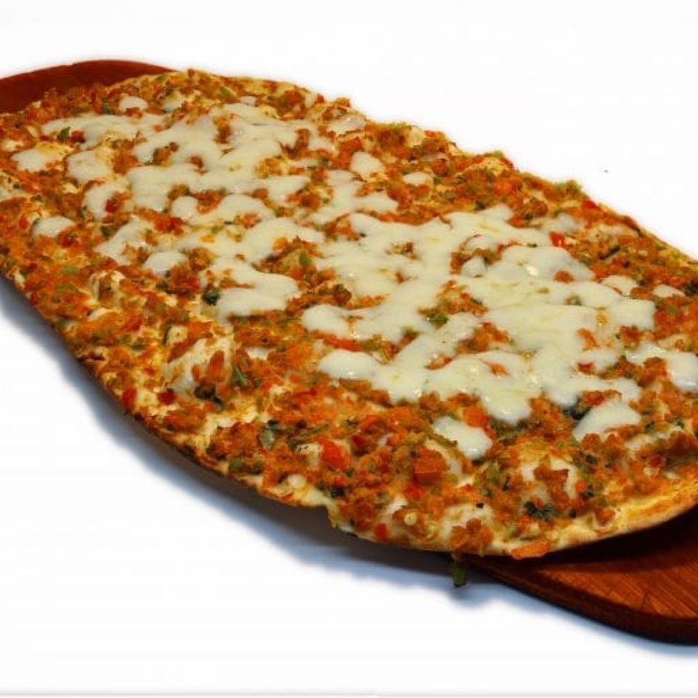 Kaşarlı Lahmacun
